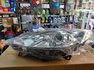 307 YENİ MODEL SAĞ FAR