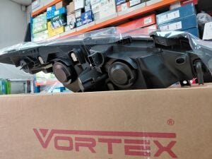 307 YENİ MODEL SAĞ FAR